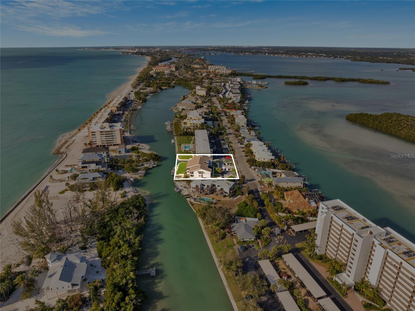 CASTAWAY COVE - Residential