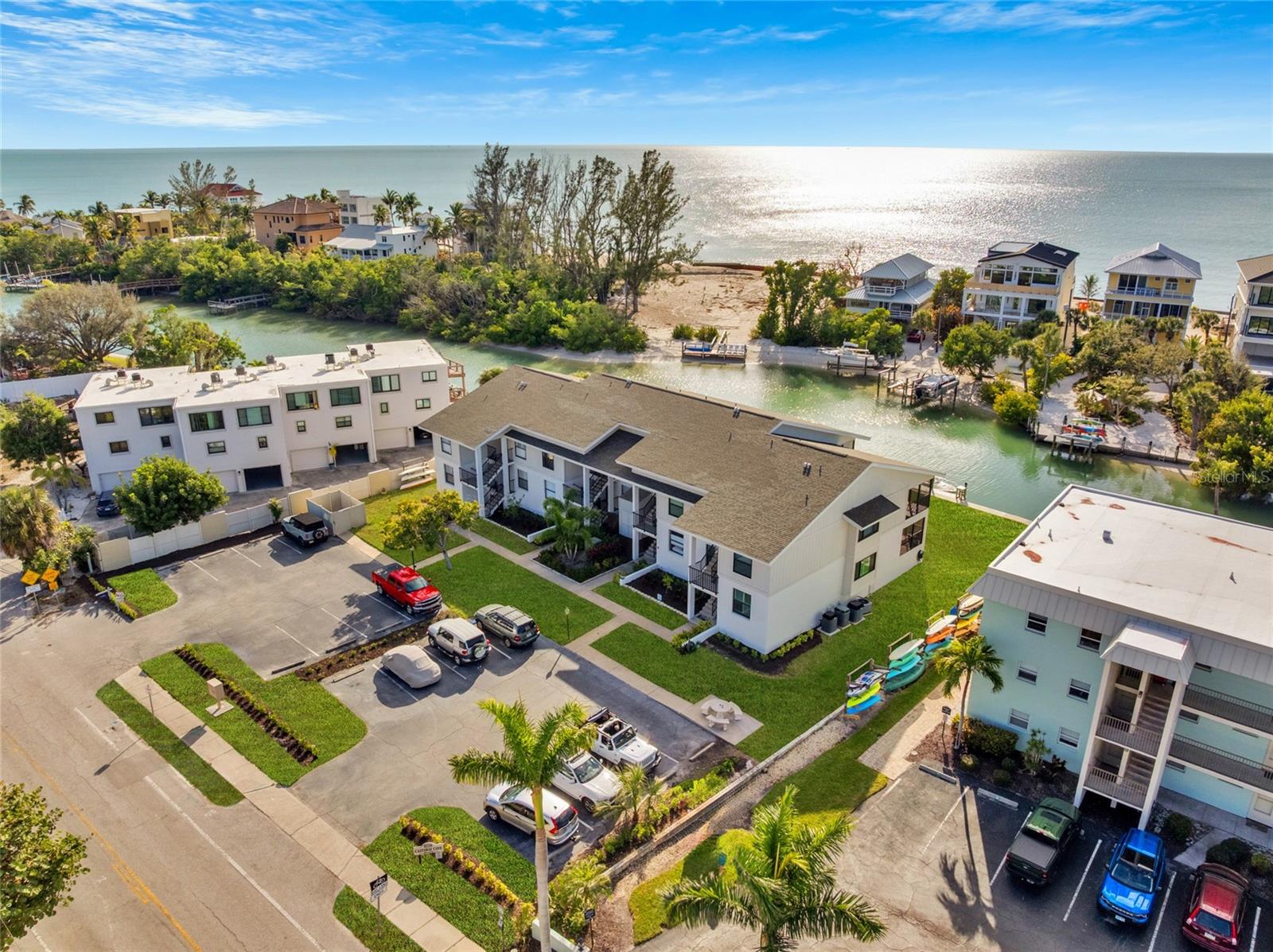 CASTAWAY COVE - Residential