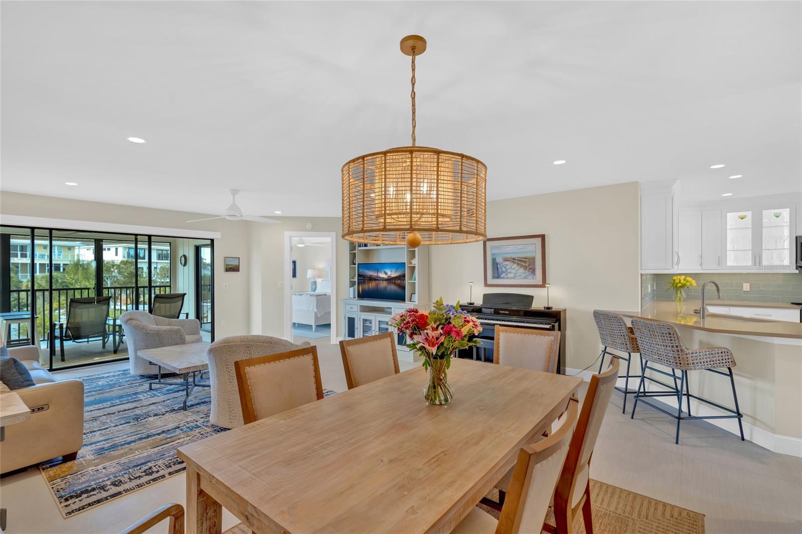 CASTAWAY COVE - Residential