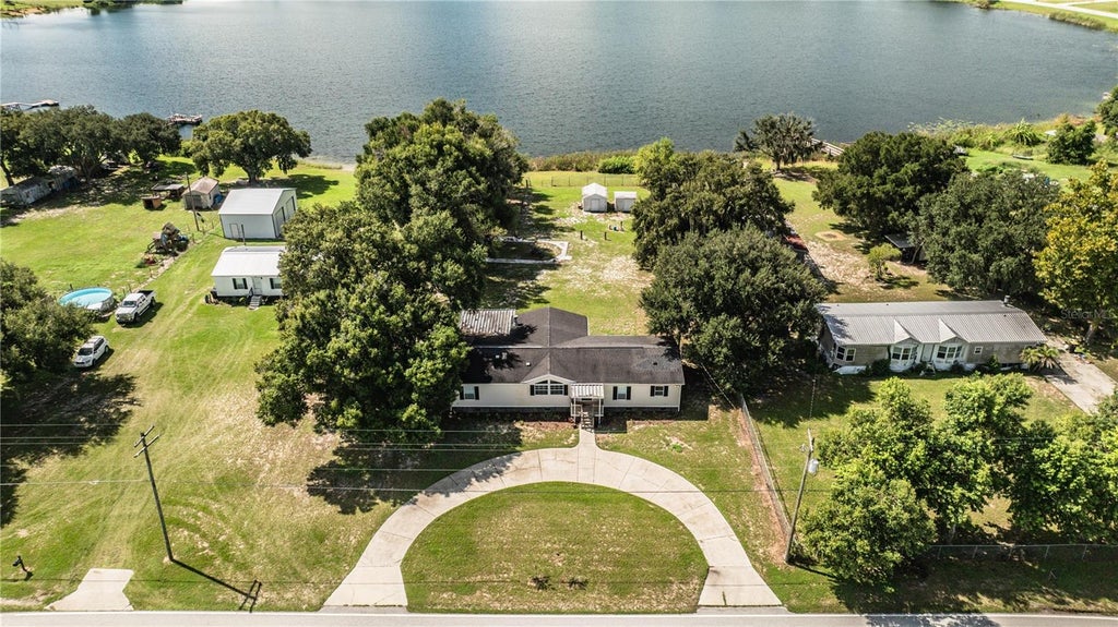 Photo of 8045 Alturas Babson Park Cutoff Rd, Bartow, FL 33830 (MLS # L4964927)
