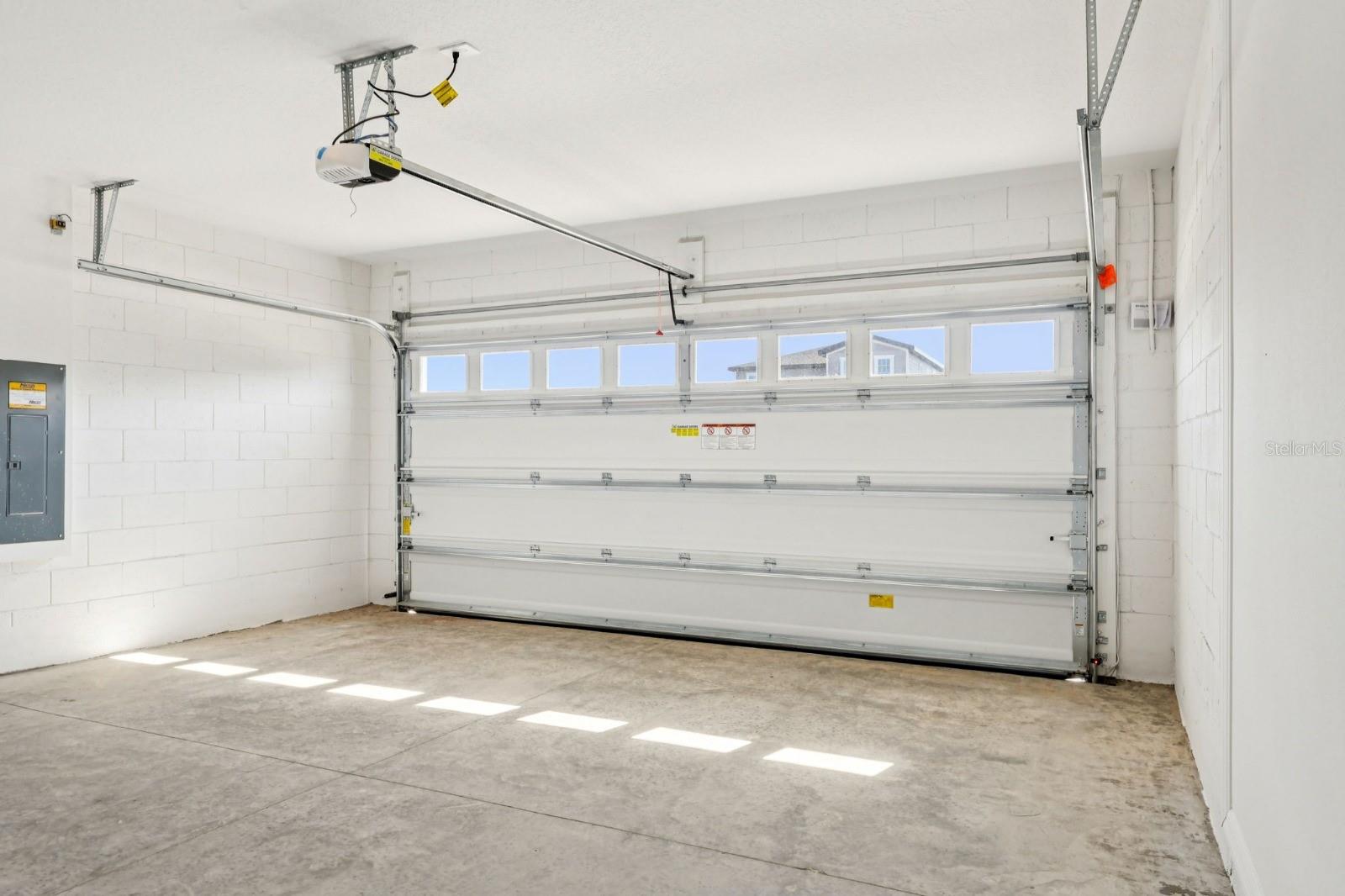 SPRINGS AT LAKE ALFRED - Residential