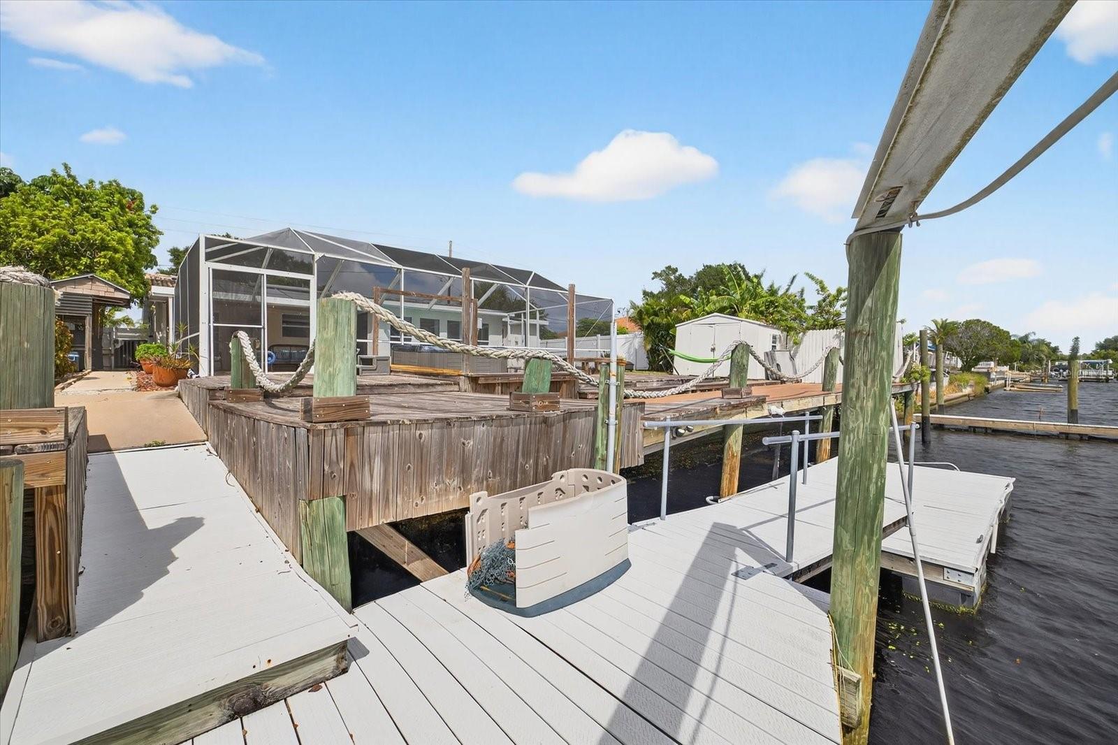 FOREST HILLS - Residential Lease