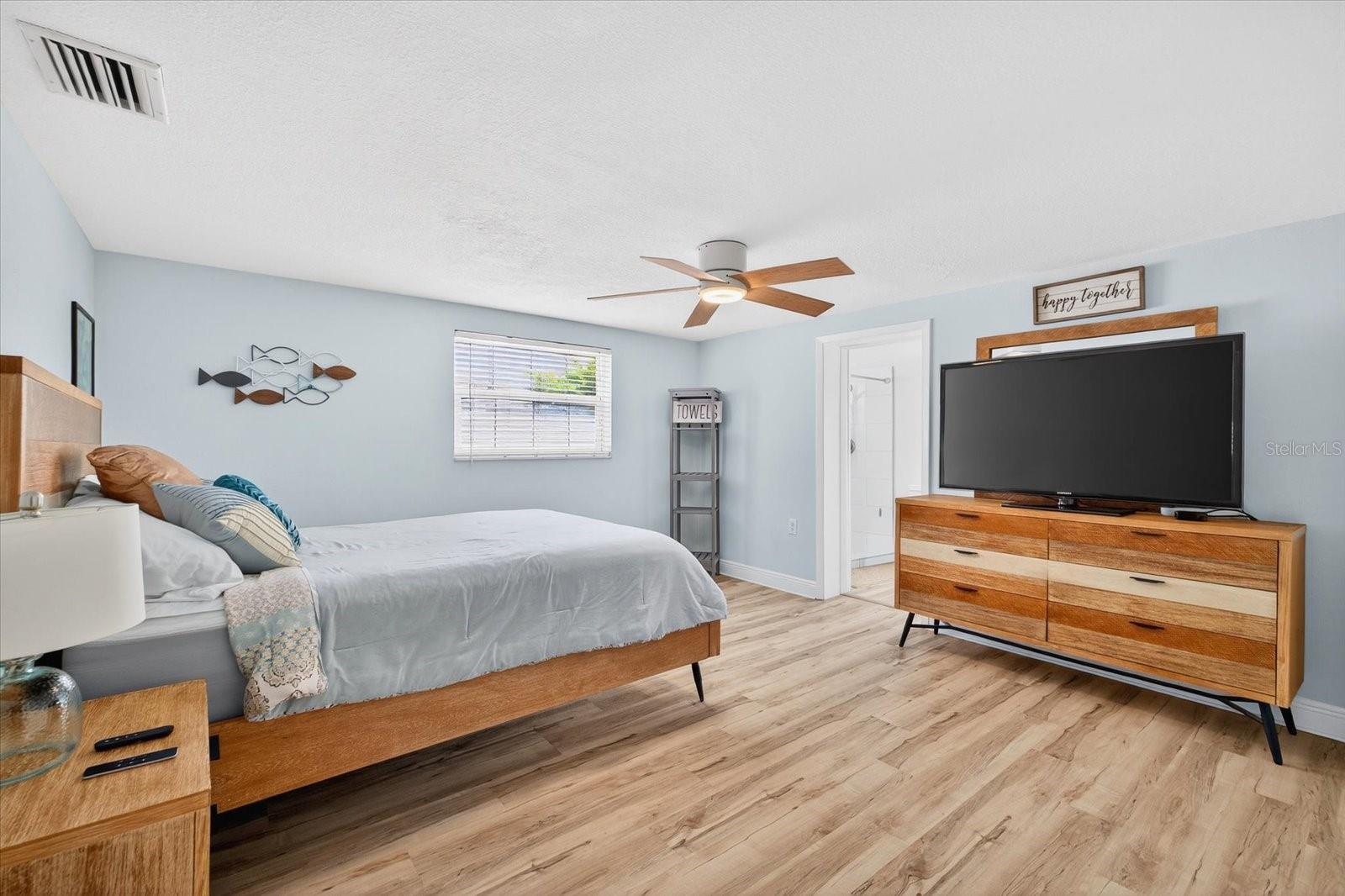 FOREST HILLS - Residential Lease