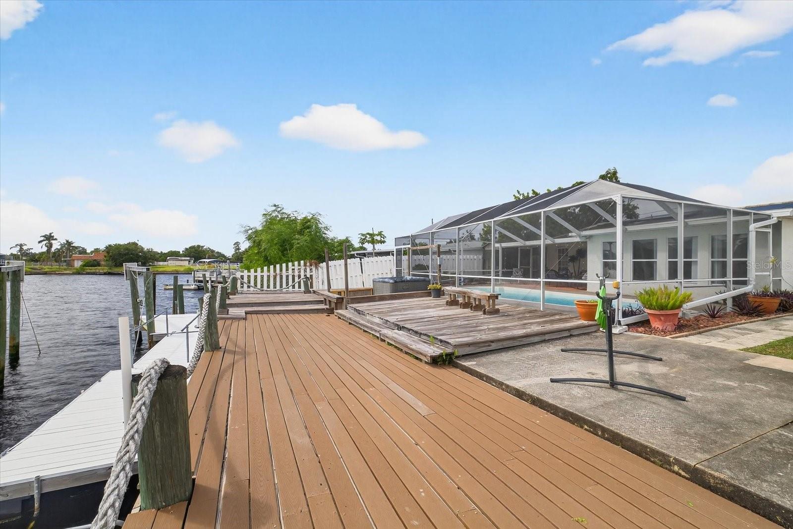 FOREST HILLS - Residential Lease