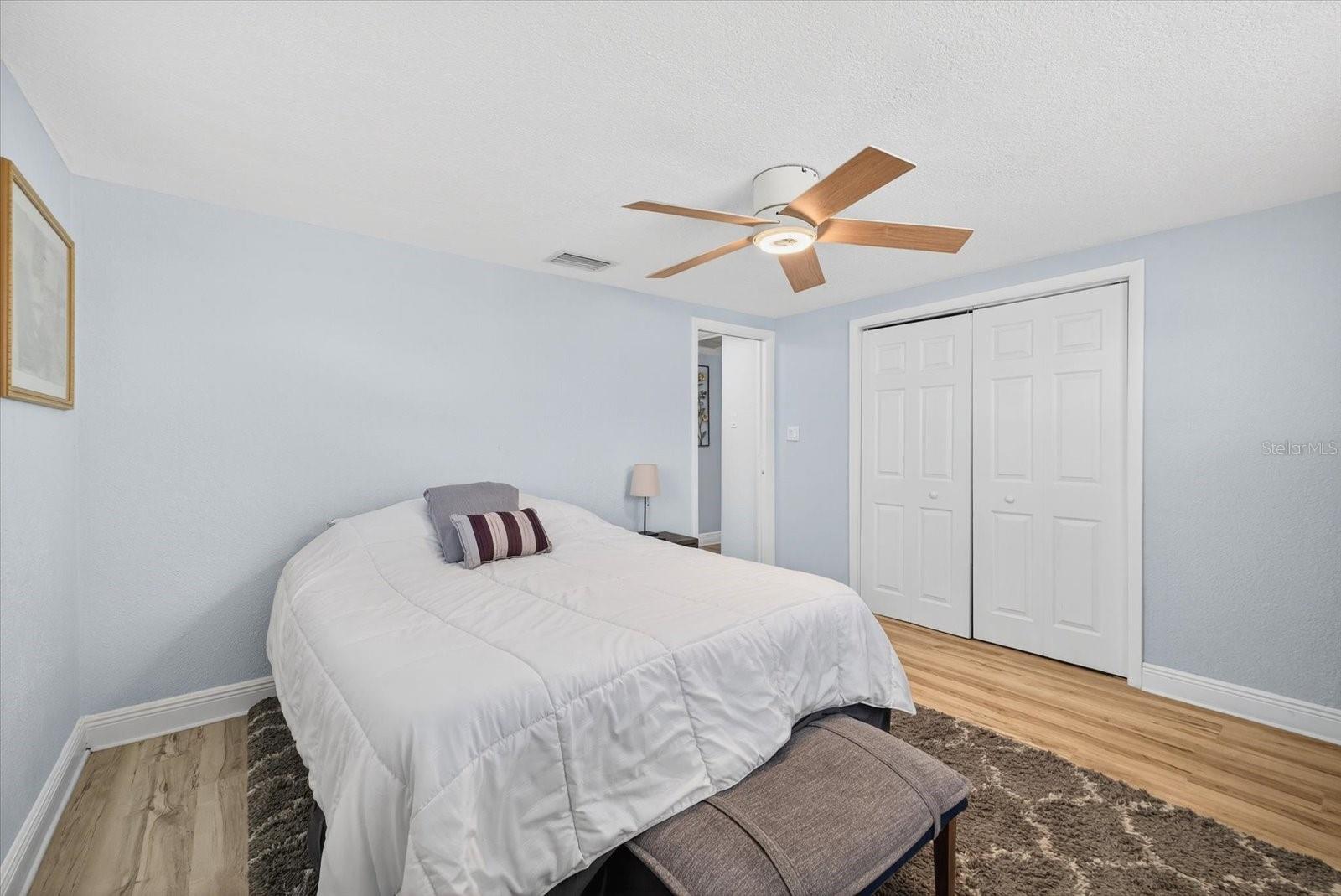 FOREST HILLS - Residential Lease