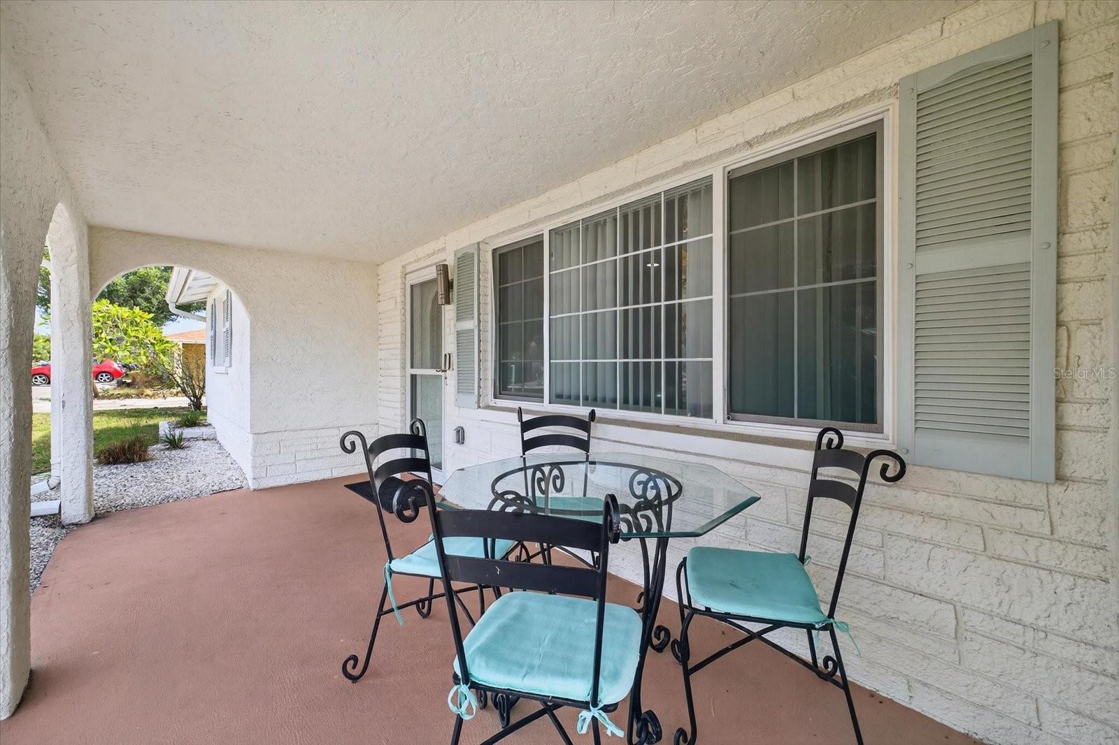 FOREST HILLS - Residential Lease