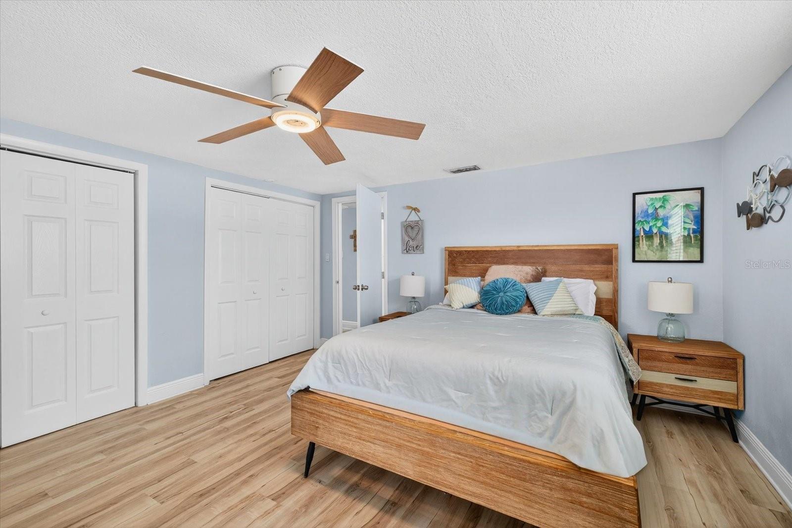 FOREST HILLS - Residential Lease