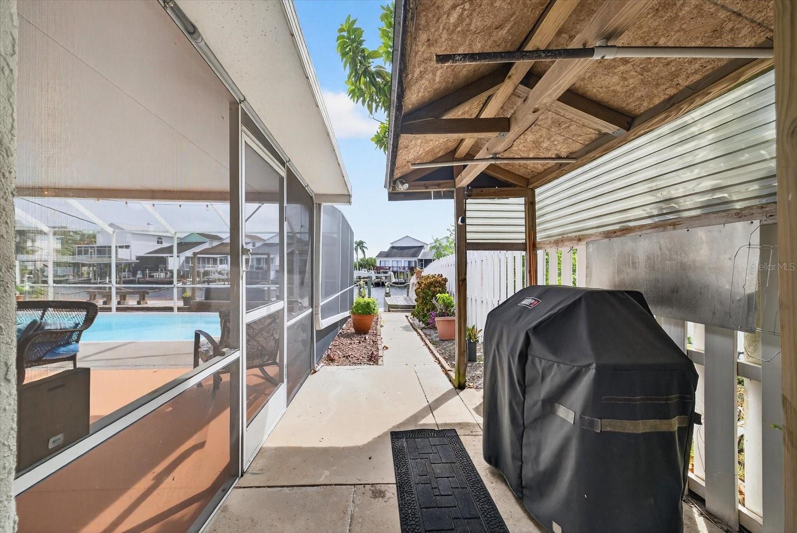 FOREST HILLS - Residential Lease