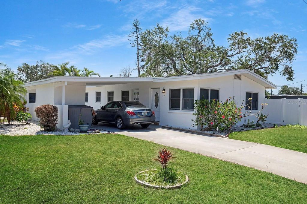Photo of 301 41st Avenue, St Pete Beach, FL 33706 (MLS # TB8512325)