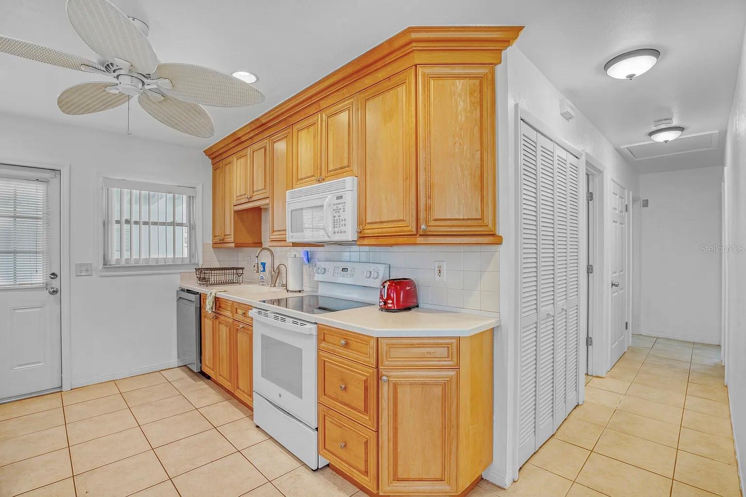 BELLE VISTA POINT - Residential