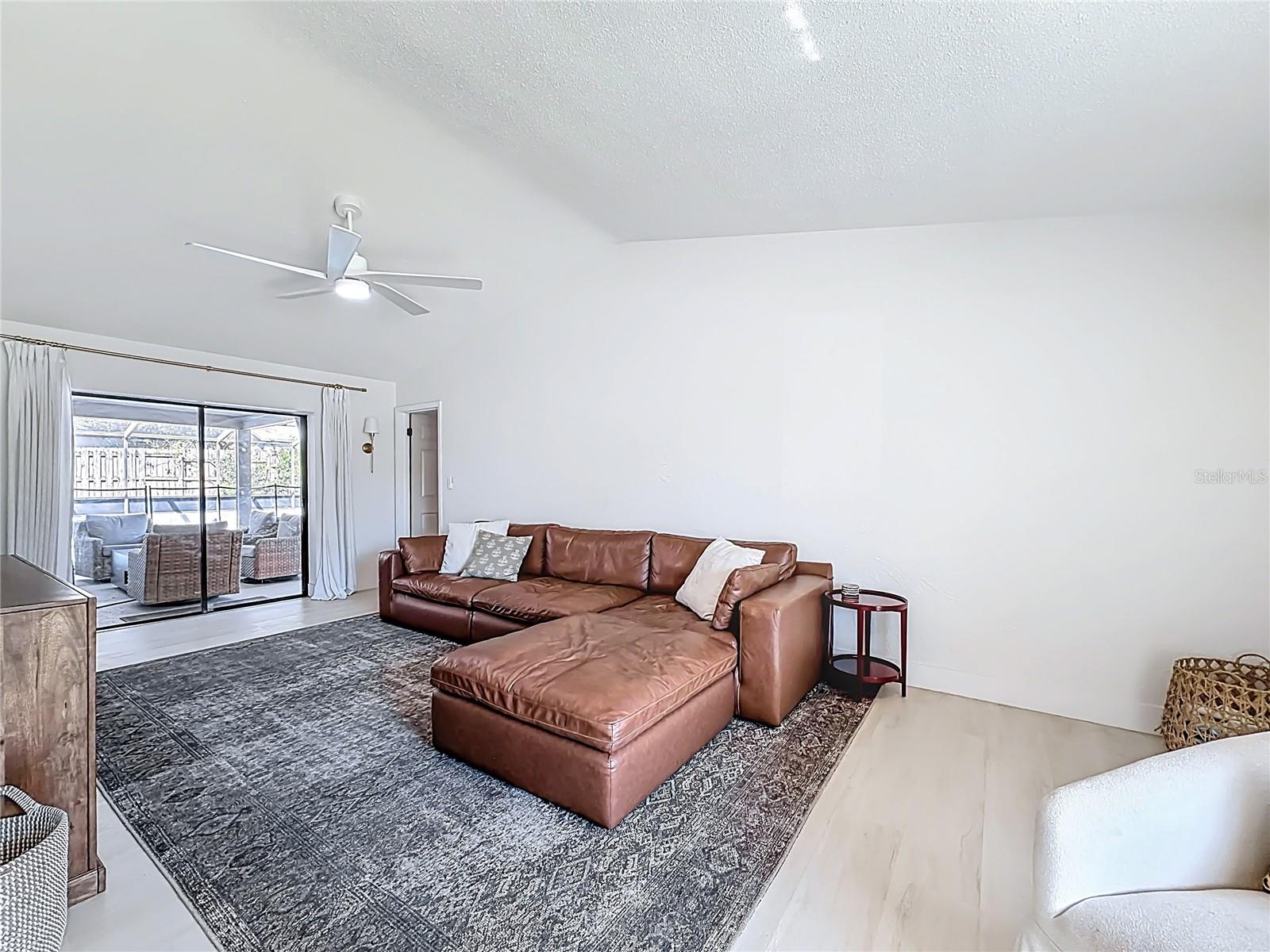 SPANISH PINES - Residential