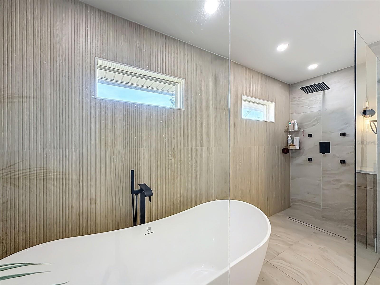 SPANISH PINES - Residential