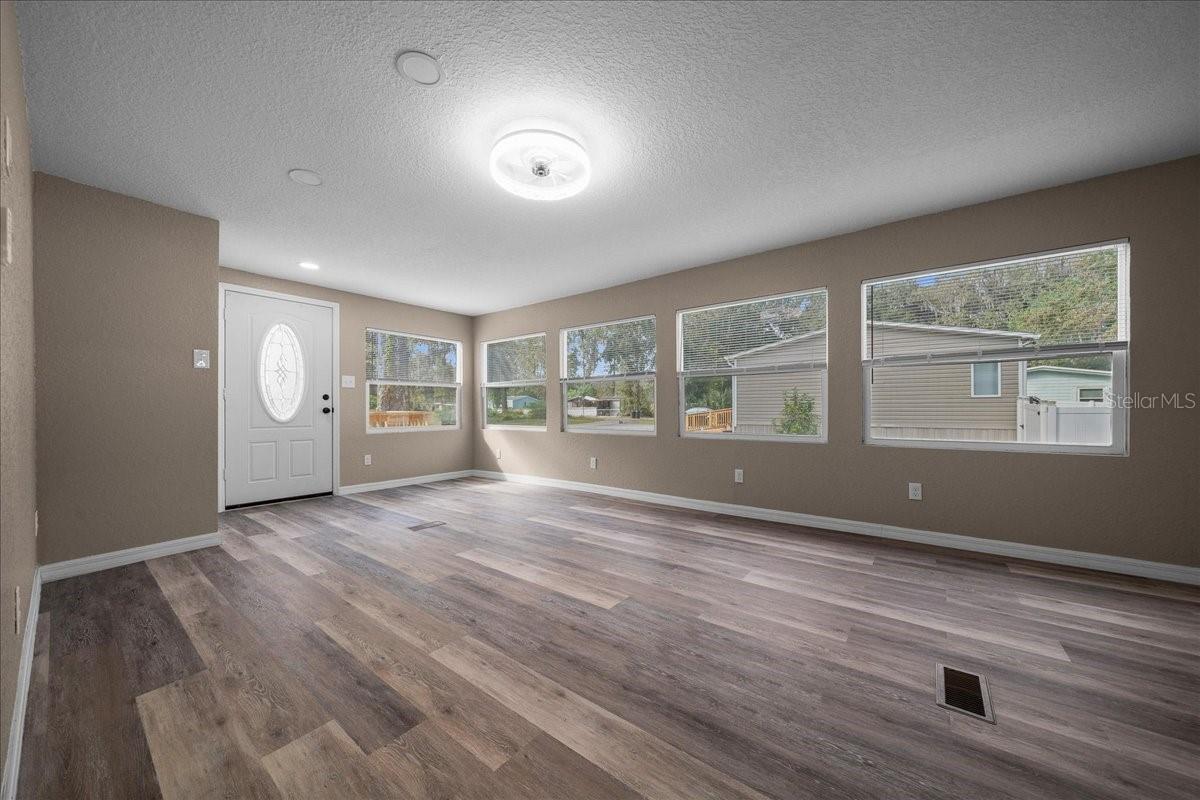 HAZEL GARDENS - Residential