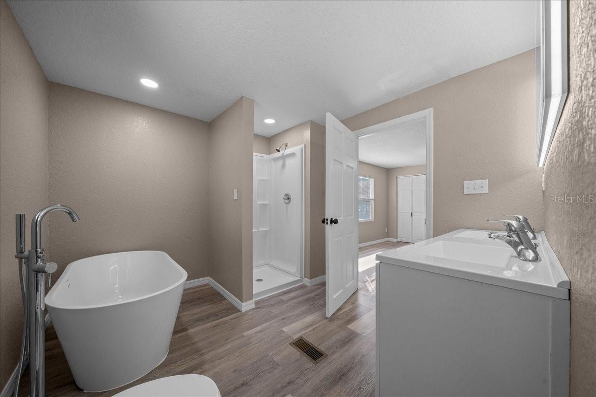 HAZEL GARDENS - Residential