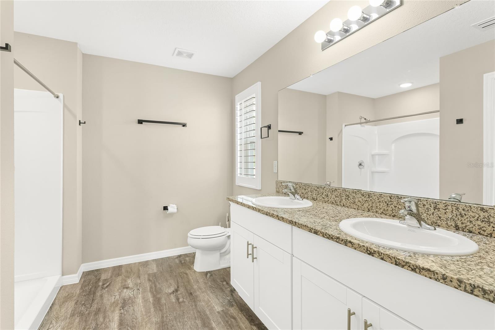 CROSSWIND POINT PH I - Residential Lease