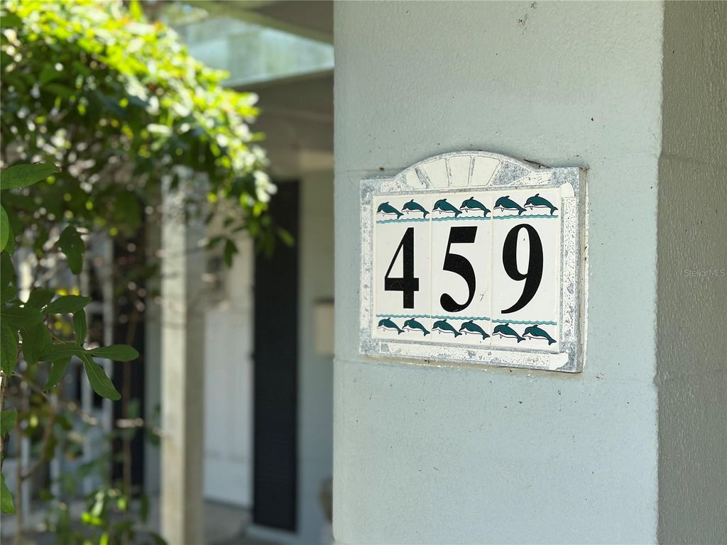 Photo of 459 Bayview Drive NE, St Petersburg, FL 33704 (MLS # TB8372319)