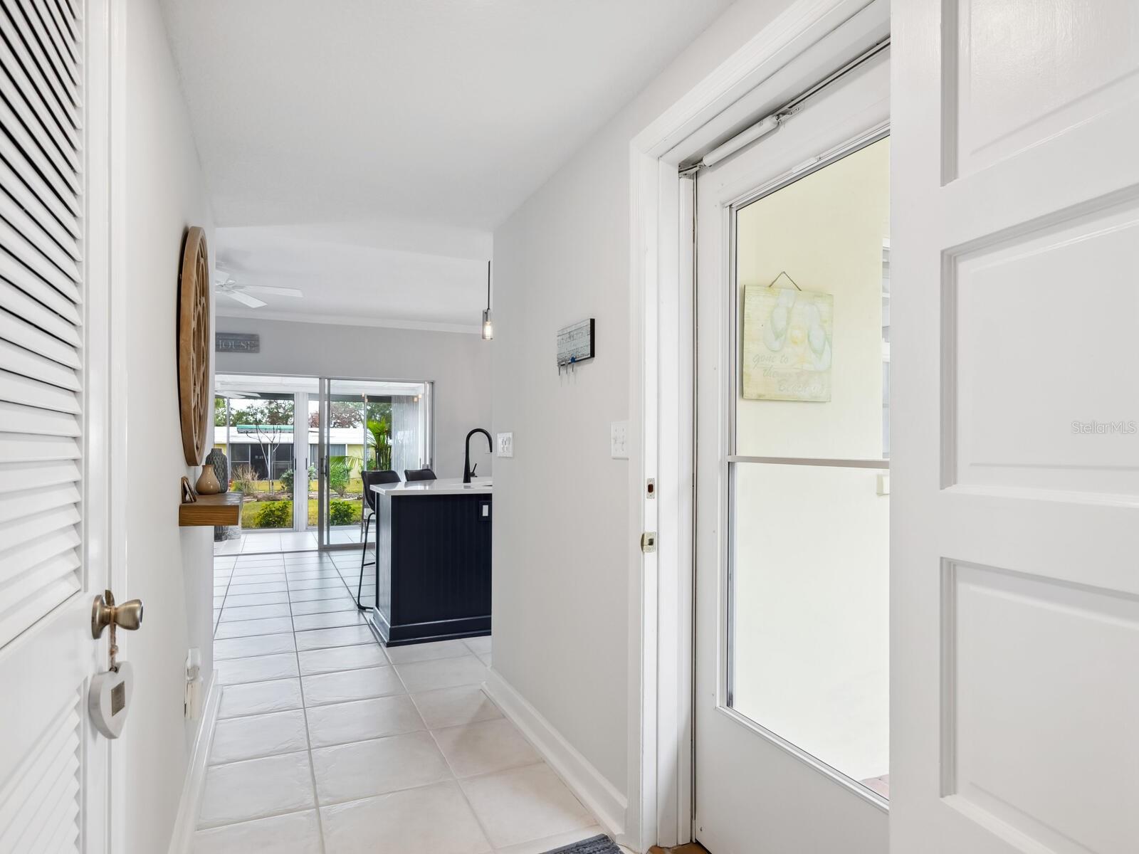 5940 DRIFTWOOD AVENUE 15