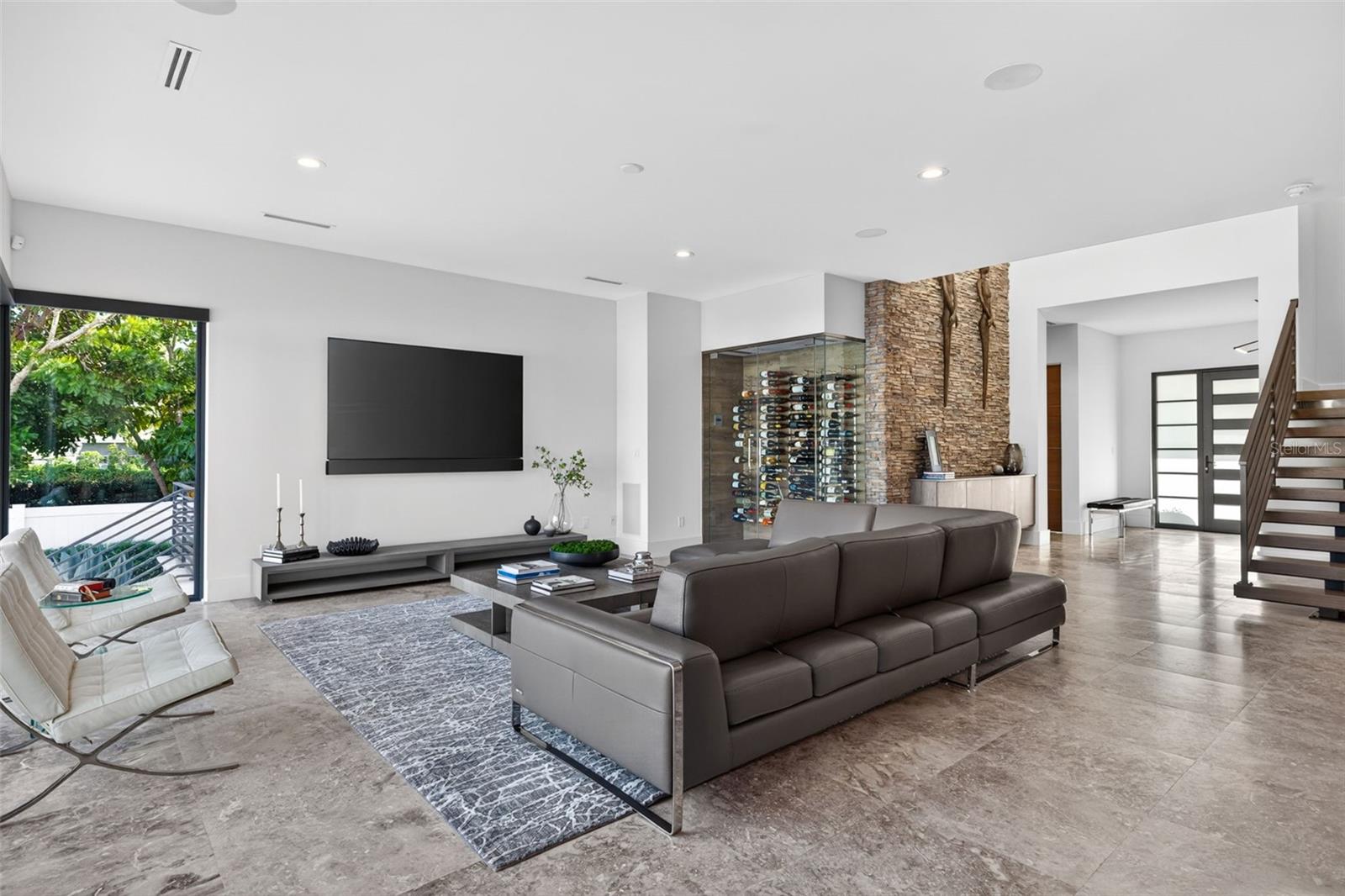 NORTH EAST PARK PLACIDO SHORES - Residential