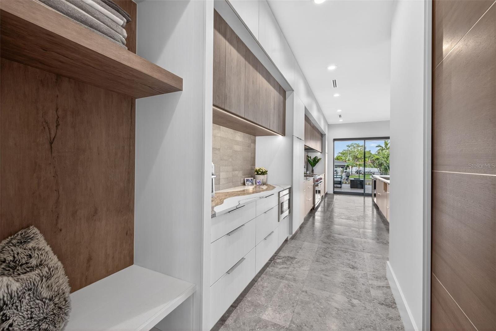 NORTH EAST PARK PLACIDO SHORES - Residential
