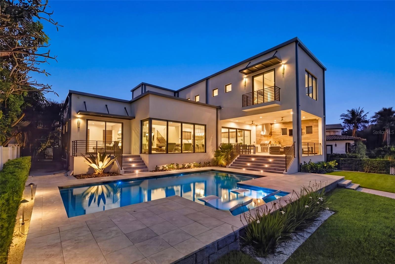 NORTH EAST PARK PLACIDO SHORES - Residential