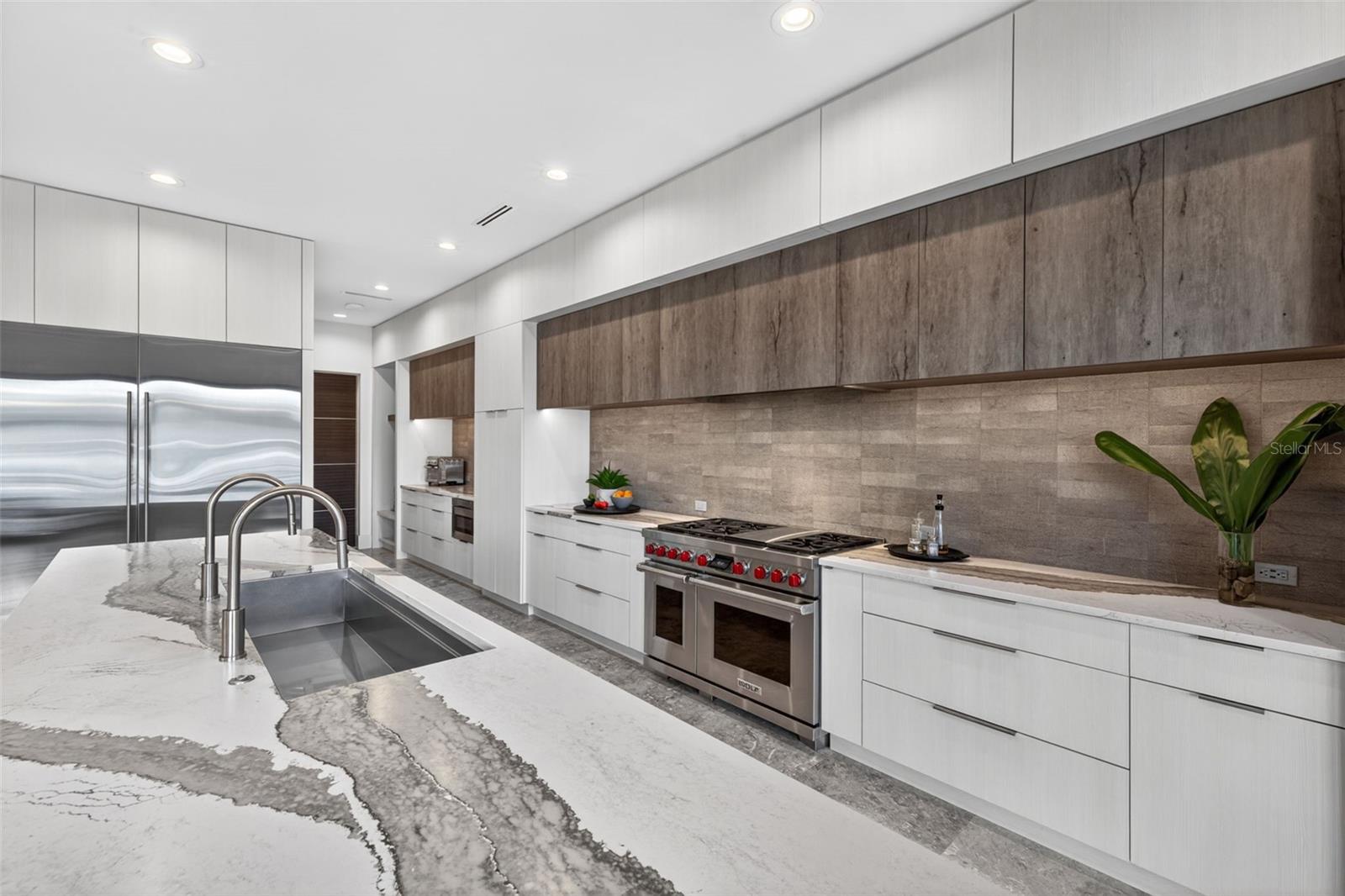 NORTH EAST PARK PLACIDO SHORES - Residential
