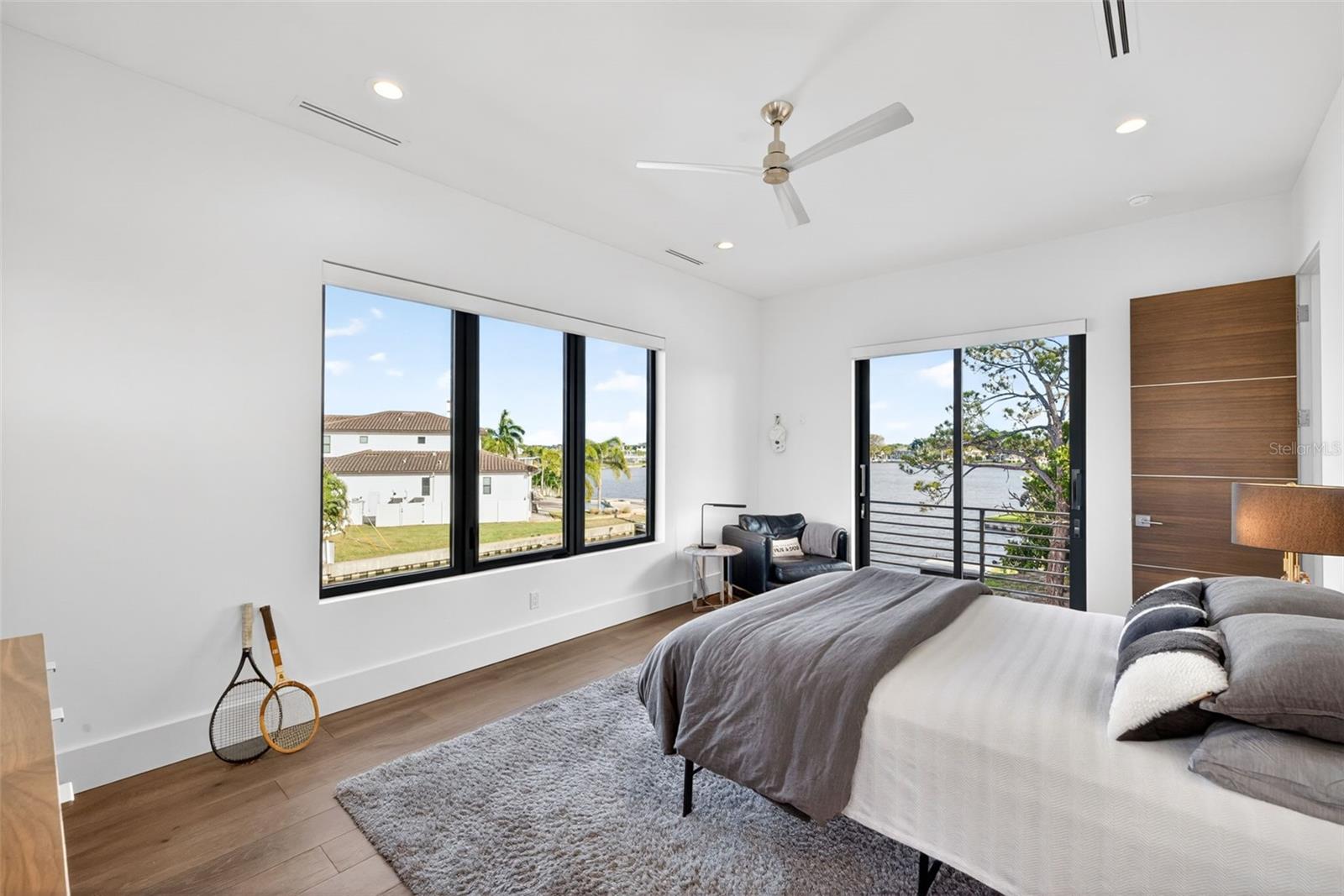 NORTH EAST PARK PLACIDO SHORES - Residential