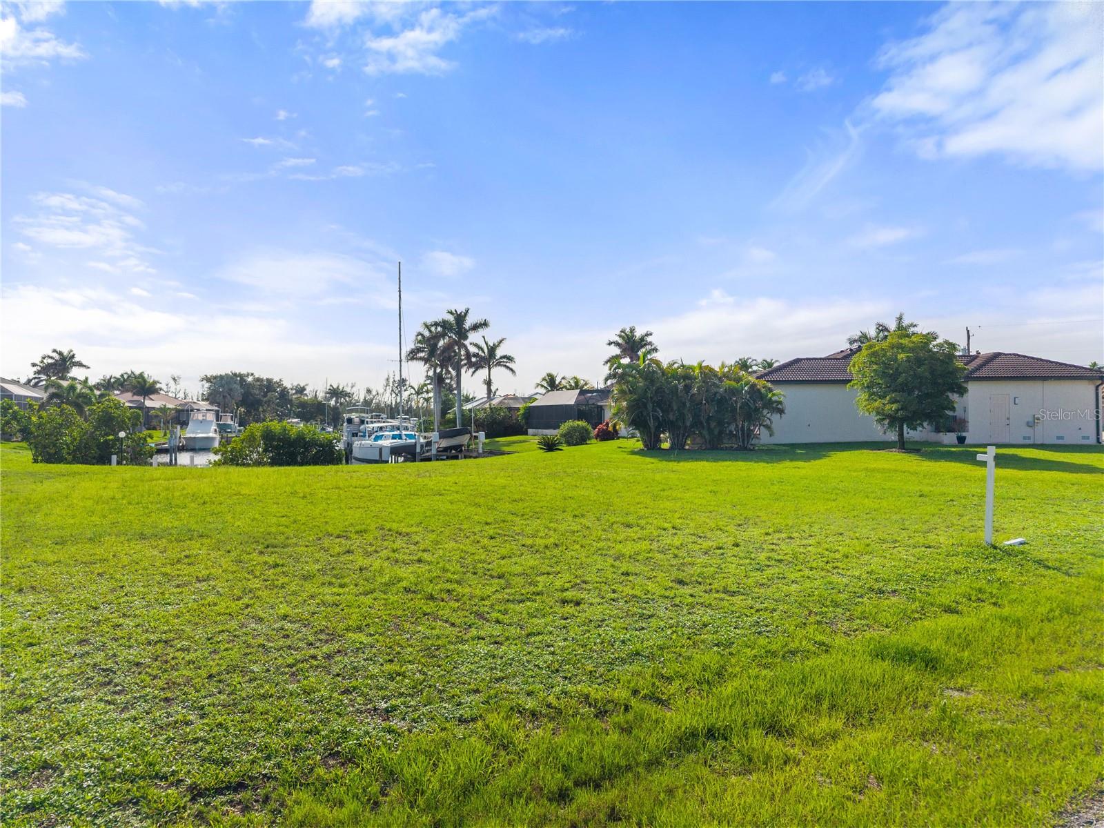 3408 SANDPIPER DRIVE