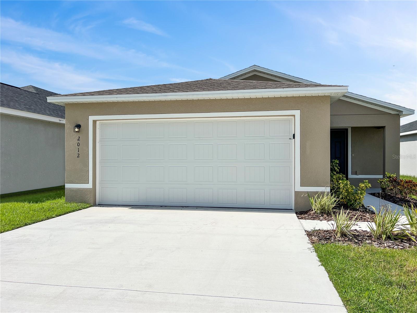 Welcome to 2012 Golden Beak Dr, a delightful home located in the peaceful community of Eagle Lake, Florida. This charming residence features 4 bedrooms and 2 bathrooms, offering a comfortable 1,582 sq ft of living space that is perfect for families or anyone looking for room to grow.
As you enter, you'll be welcomed by a bright and airy open layout that seamlessly connects the living room, dining area, and kitchen. The living room provides a cozy atmosphere, ideal for relaxing or entertaining friends and family. The kitchen is well-equipped with modern appliances, ample counter space, and plenty of cabinetry, making it a fantastic space for cooking and enjoying meals together.
The primary bedroom serves as a serene retreat, complete with convenient access to the full bathroom. The additional bedrooms are versatile and spacious, perfect for family members, guests, or even a home office.
Step outside to the inviting backyard, which offers plenty of space for outdoor activities, gardening, or simply enjoying the beautiful Florida sunshine. Conveniently located near shopping, dining, and recreational options, 2012 Golden Beak Dr is an excellent opportunity to experience a relaxed and vibrant lifestyle in Eagle Lake. Dont miss the chance to make this lovely house your new home!
$0 SECURITY DEPOSIT offered for those that qualify through Termwise.