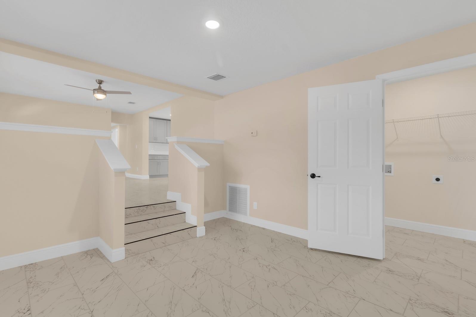 PINE HILLS MANOR 05 - Residential