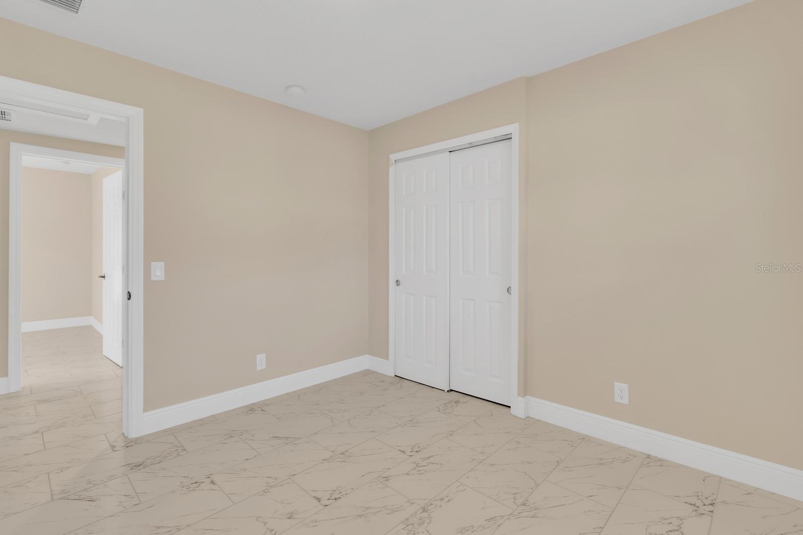 PINE HILLS MANOR 05 - Residential