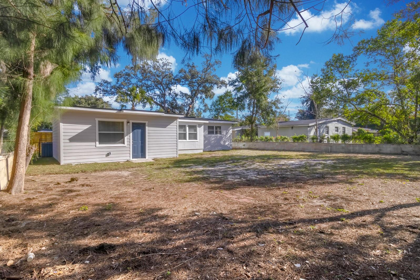 PINE HILLS MANOR 05 - Residential