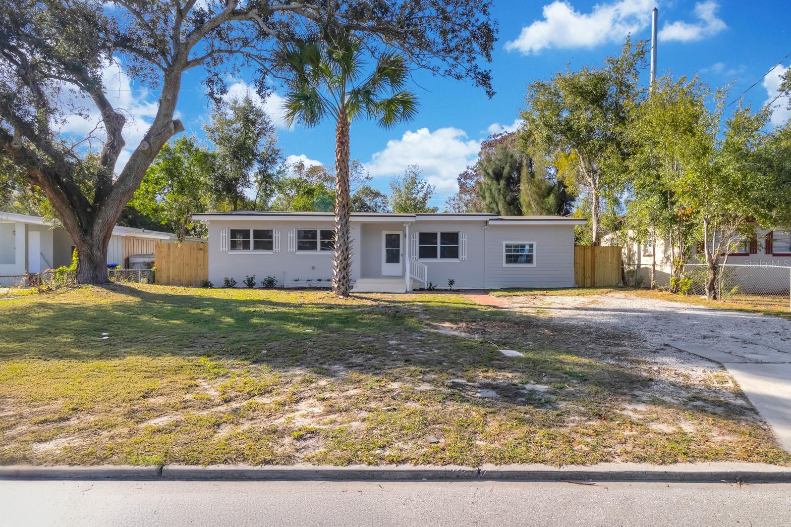 PINE HILLS MANOR 05 - Residential