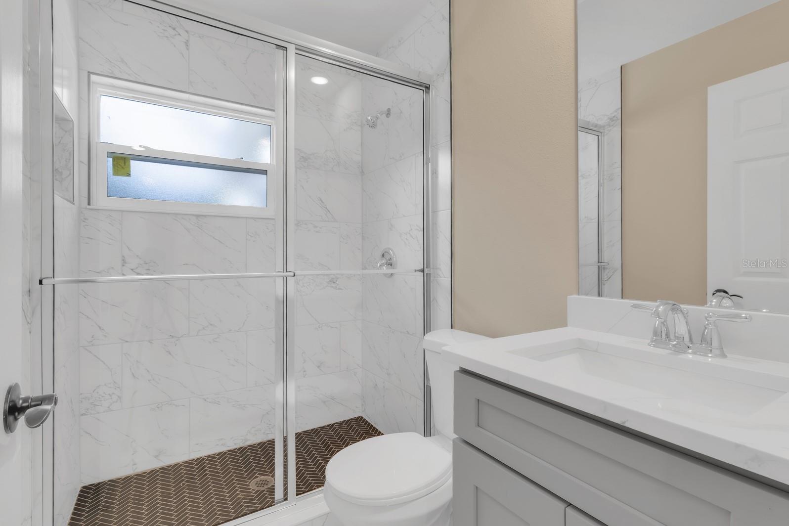 PINE HILLS MANOR 05 - Residential