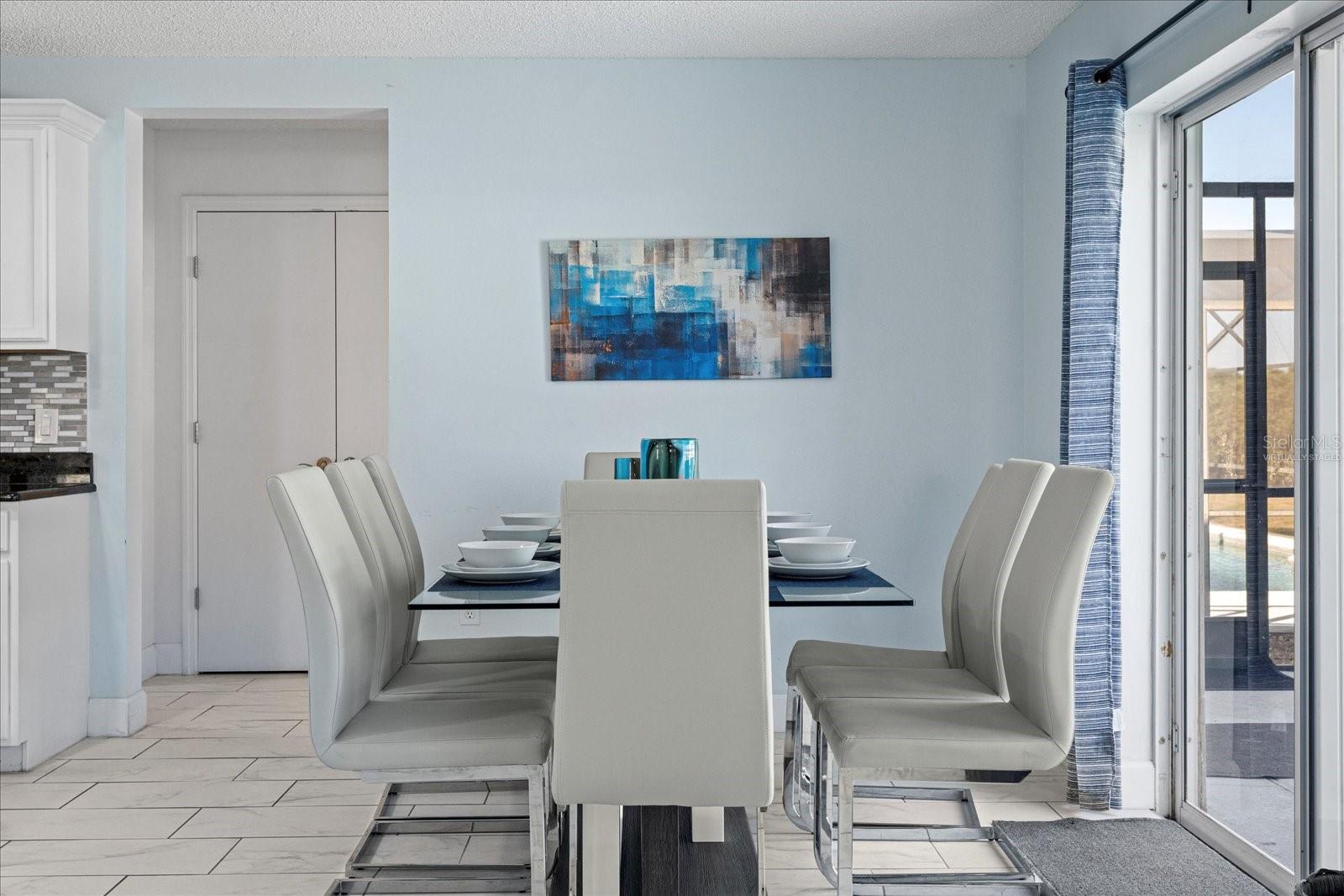 FOUR CORNERS PH 02 - Residential Lease