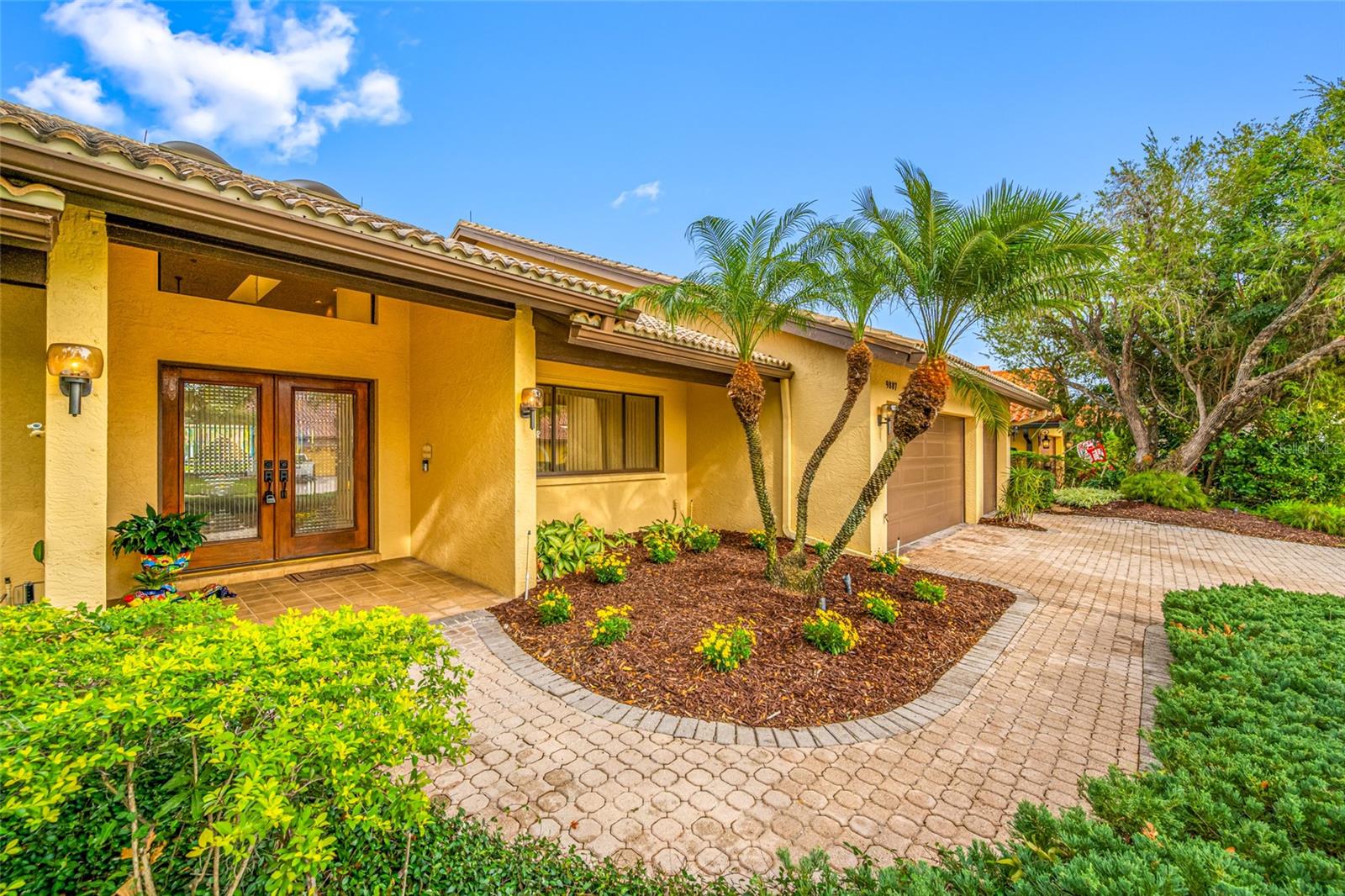 BAYPORT VILLAGE - Residential