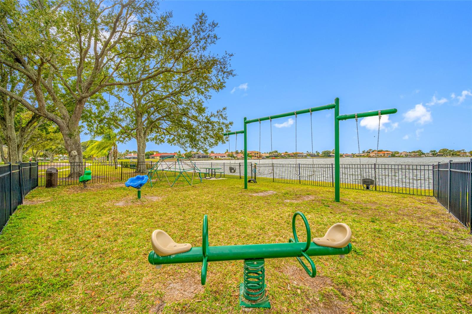 BAYPORT VILLAGE - Residential