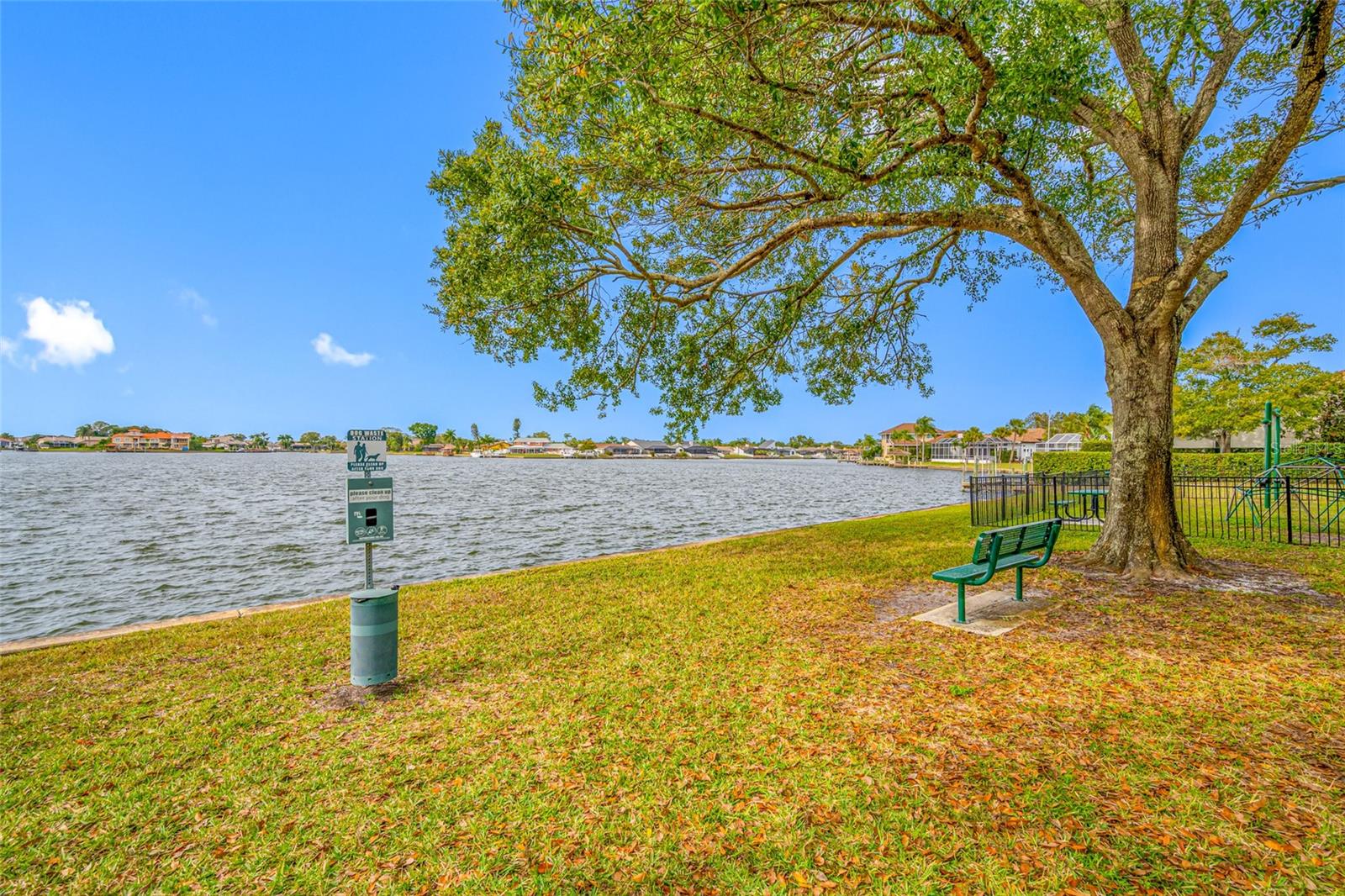 BAYPORT VILLAGE - Residential