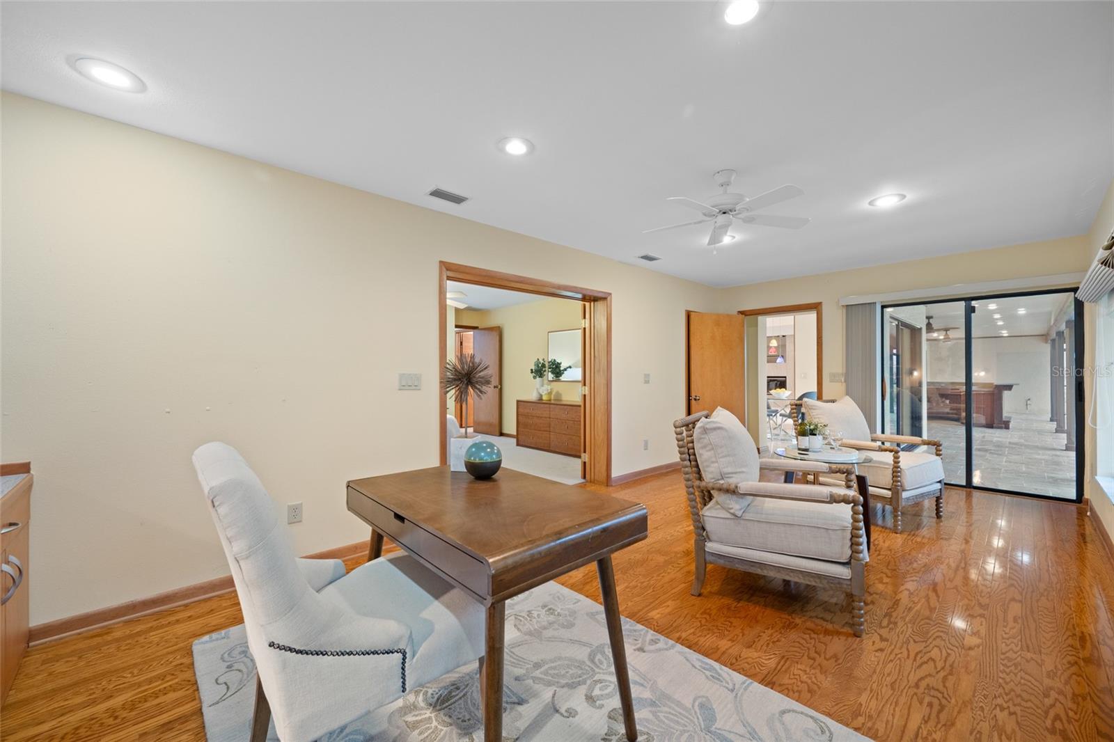 BAYPORT VILLAGE - Residential