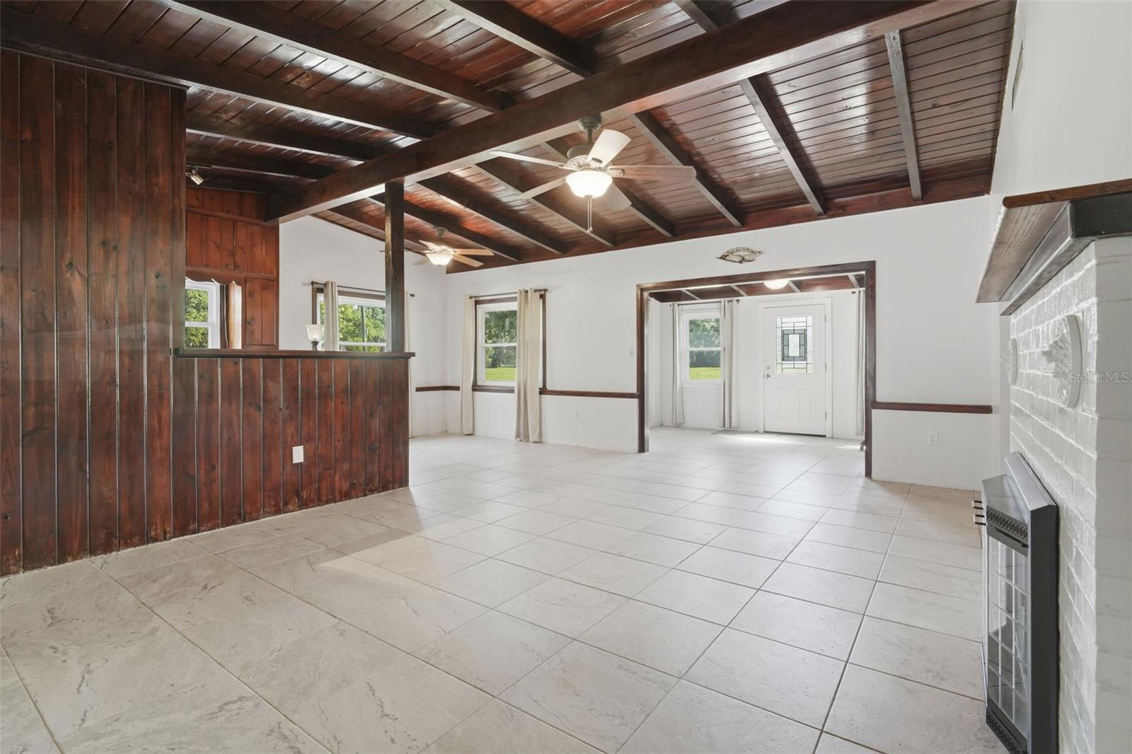 STONE ISLAND ESTATES - Residential