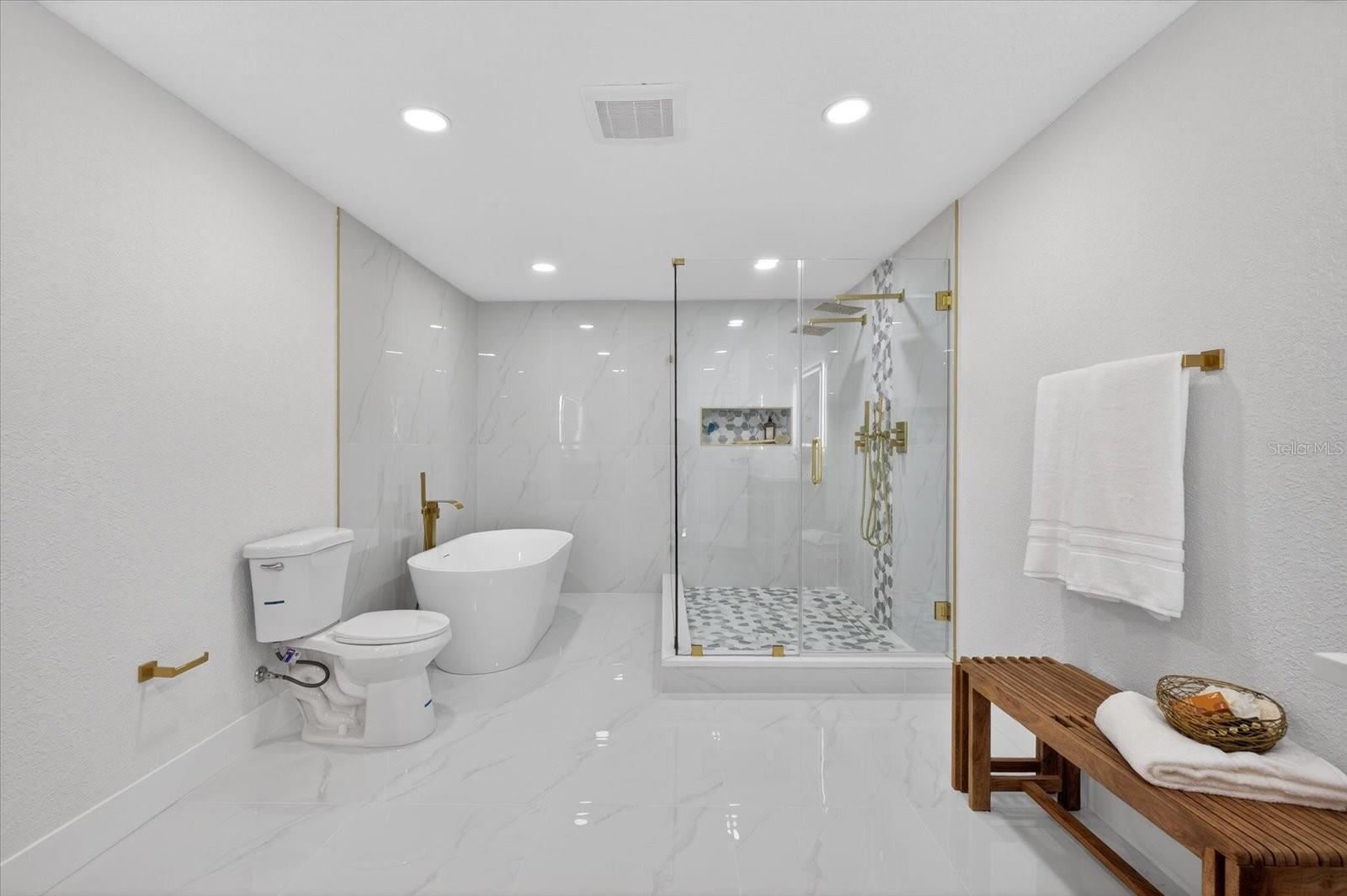 BASS LAKE ESTATES - Residential