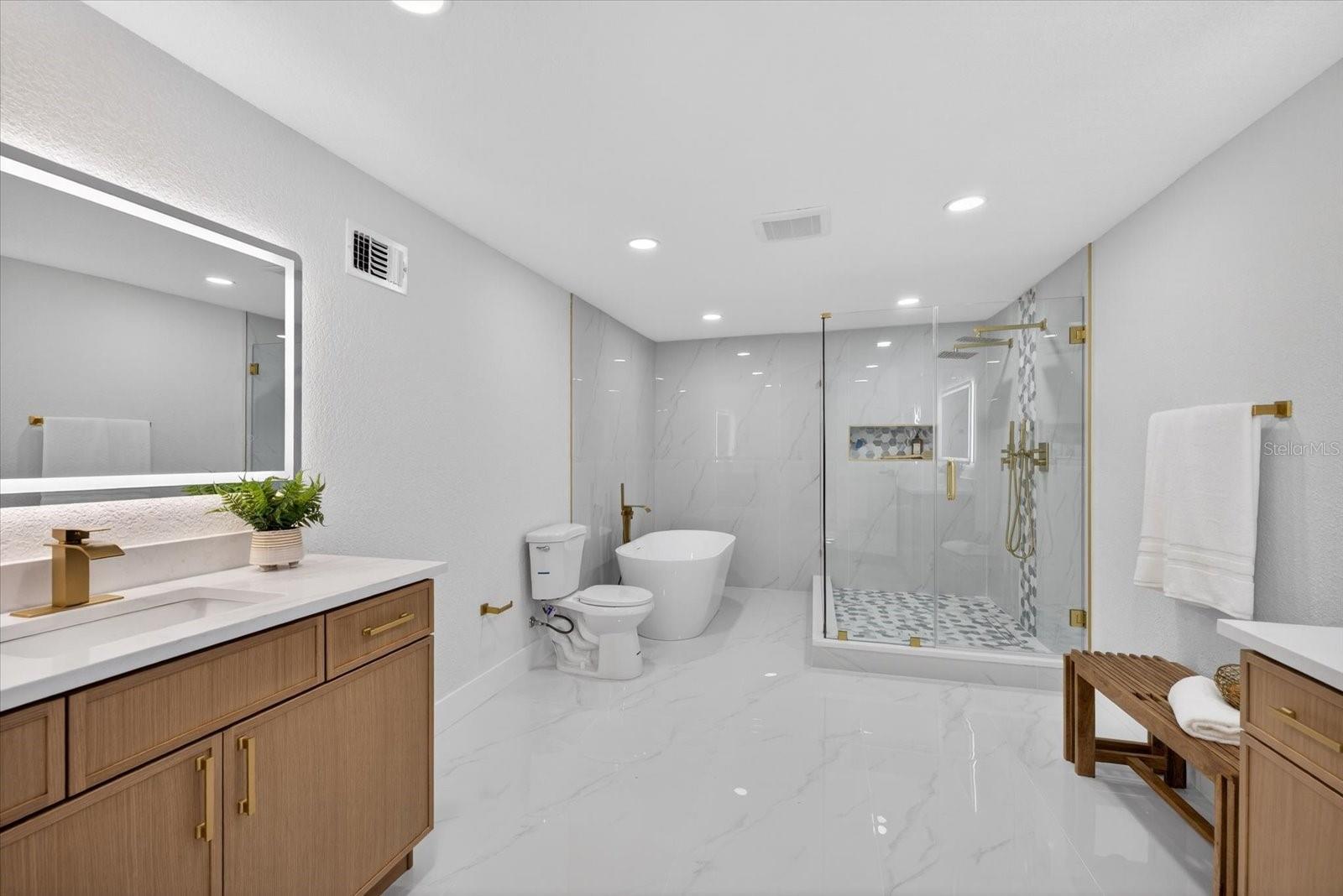 BASS LAKE ESTATES - Residential