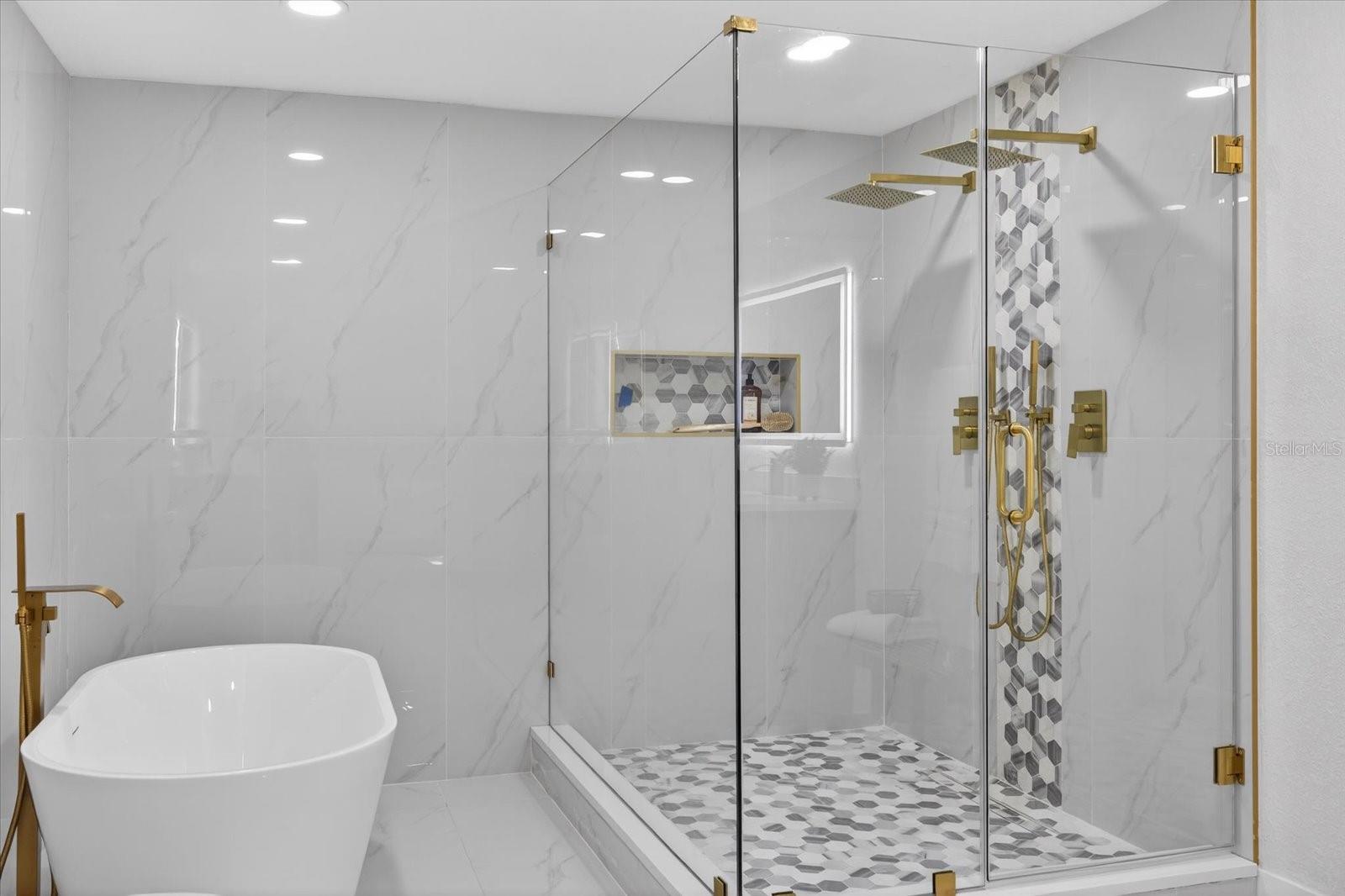 BASS LAKE ESTATES - Residential