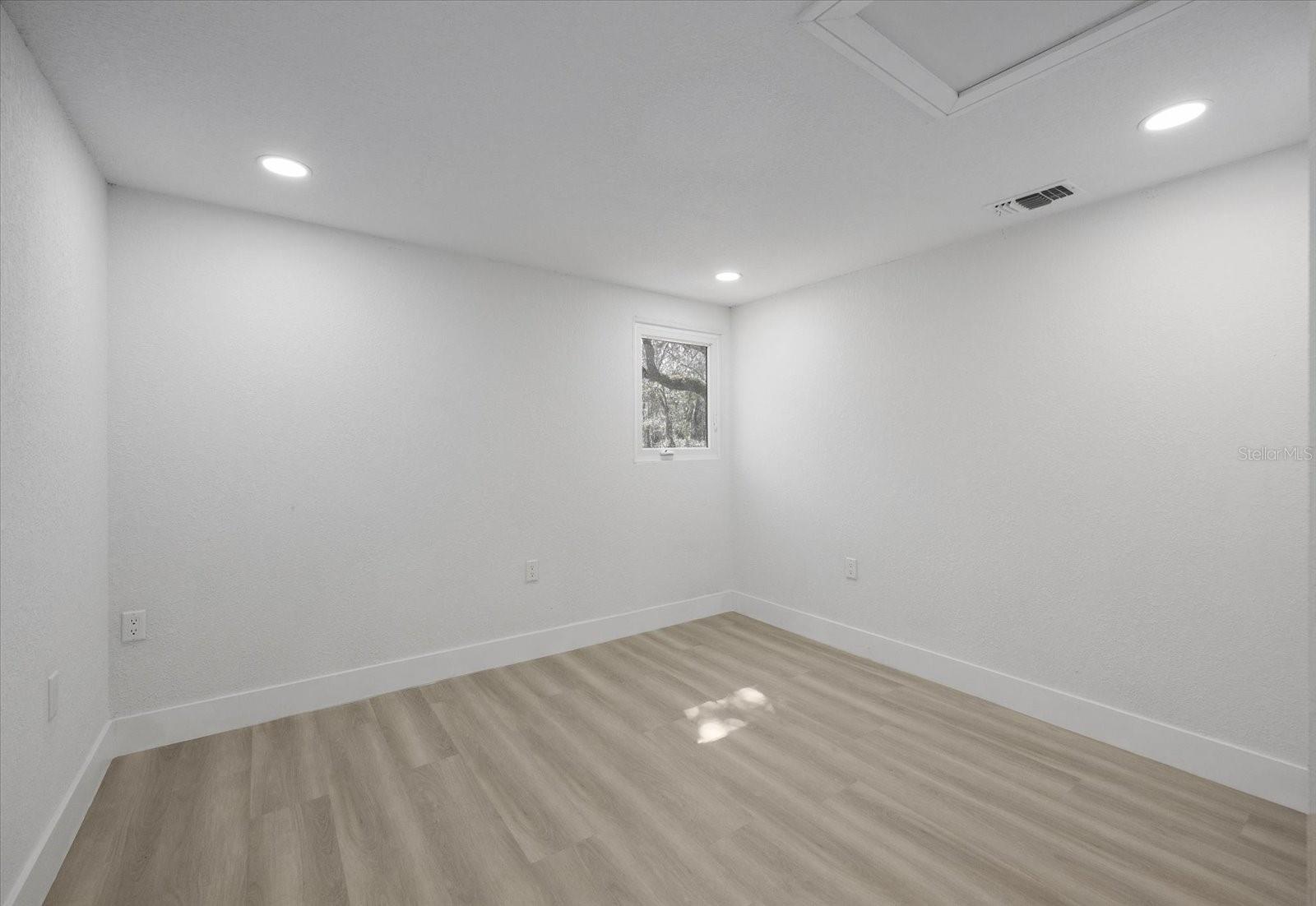 BASS LAKE ESTATES - Residential