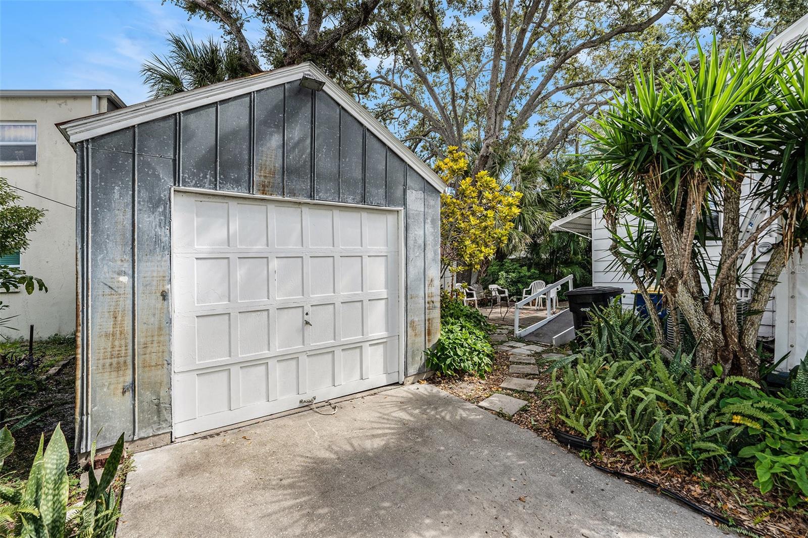 HARRINGTONS O SUB - Residential