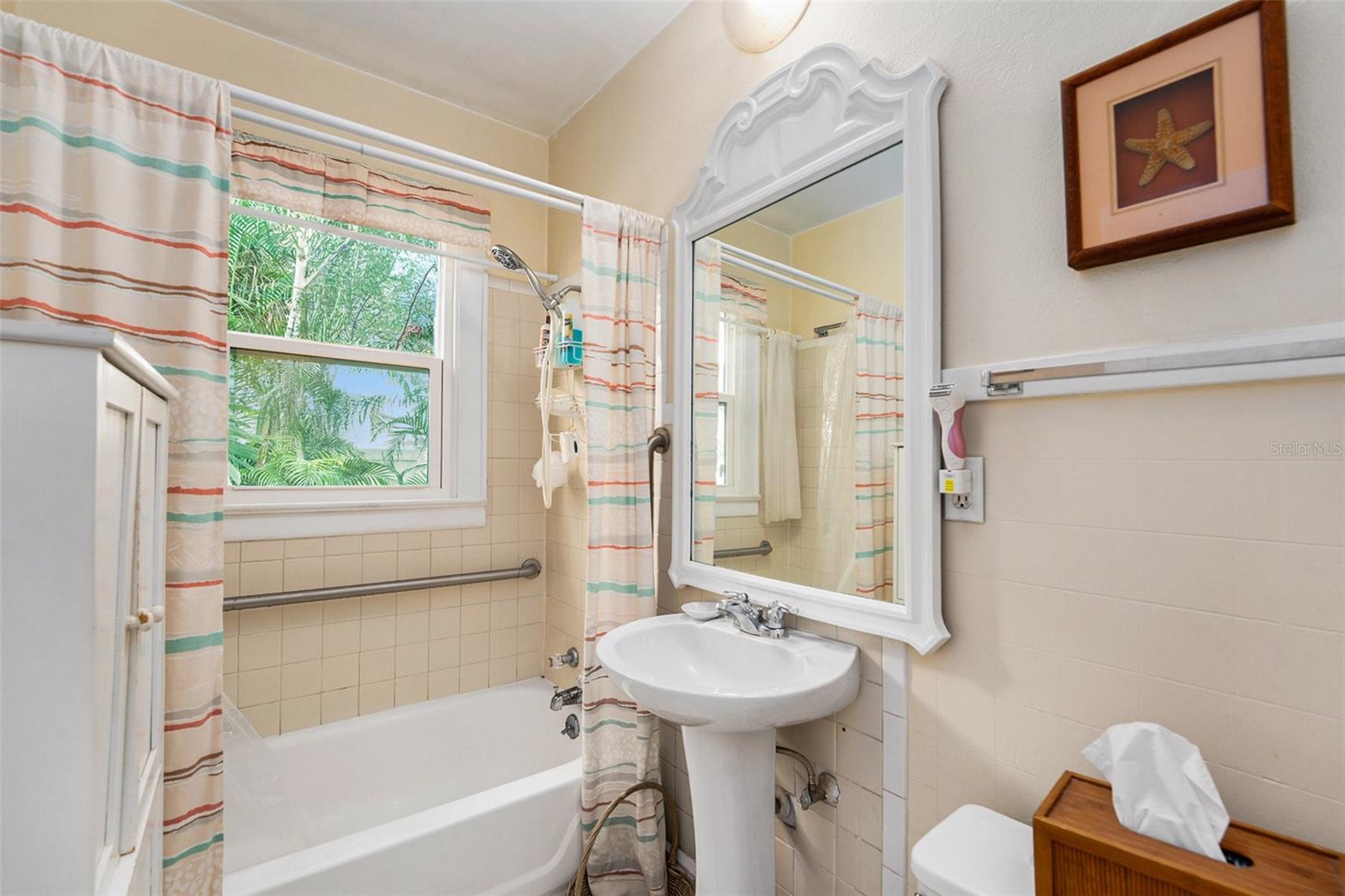 HARRINGTONS O SUB - Residential