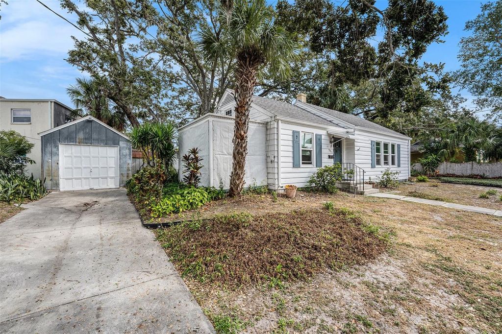 Photo of 511 N Osceola Avenue, Clearwater, FL 33755 (MLS # TB8440036)