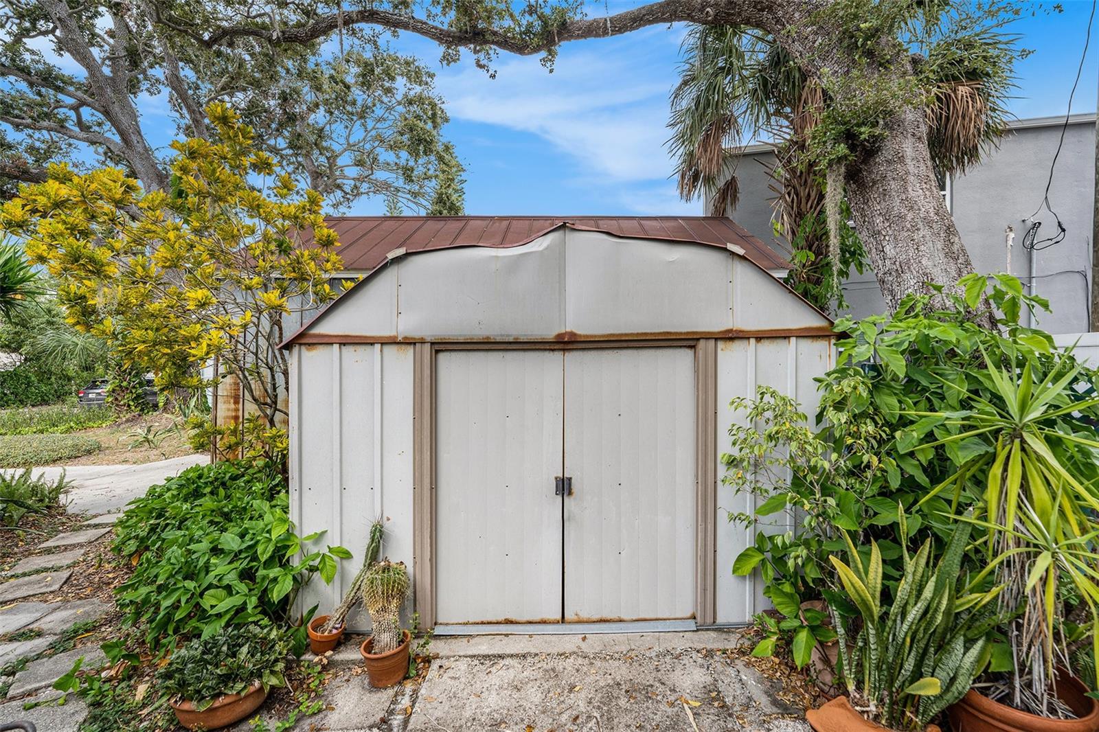 HARRINGTONS O SUB - Residential