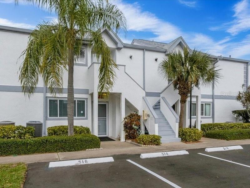 522 BEACH PARK LANE V220