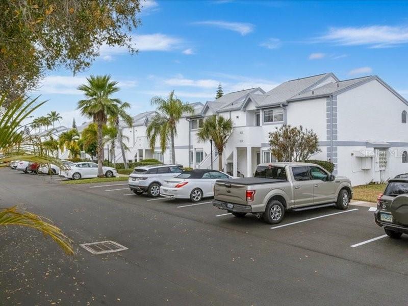 522 BEACH PARK LANE V220