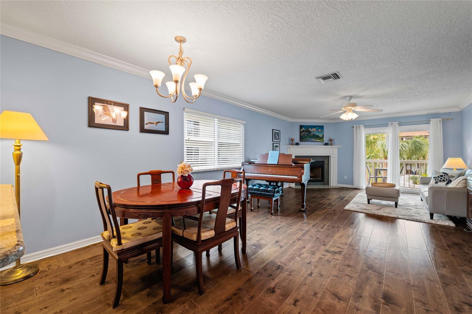 274 MADEIRA CIRCLE